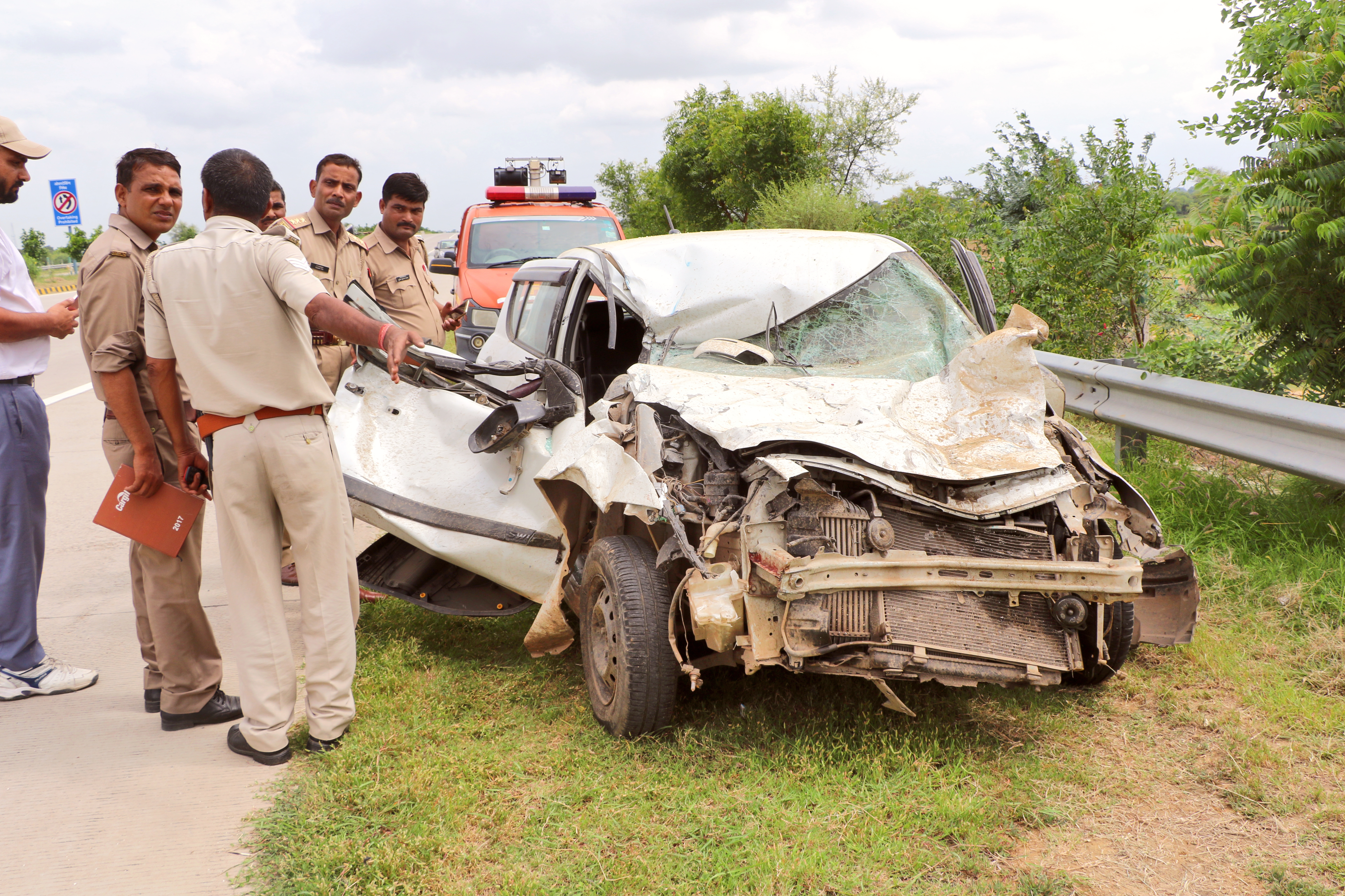 Developing Story: Serious i35 Car Accident Under Investigation