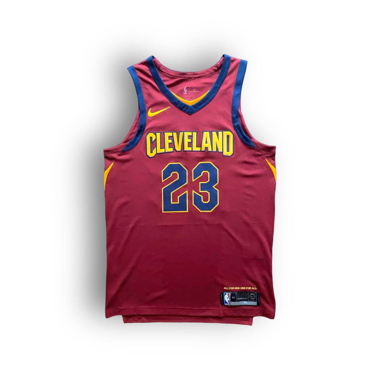 Where to Buy LeBron Cavaliers Jersey: Official Retailers and Online Shops