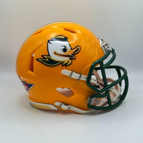 Get Your Oregon Ducks Mini Football Helmet Now, Show Your Pride